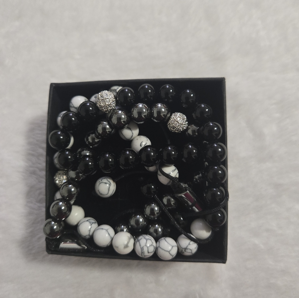3pcs Black,Silver & White Handmade Beaded Bracelets Set - Picture 4 of 4